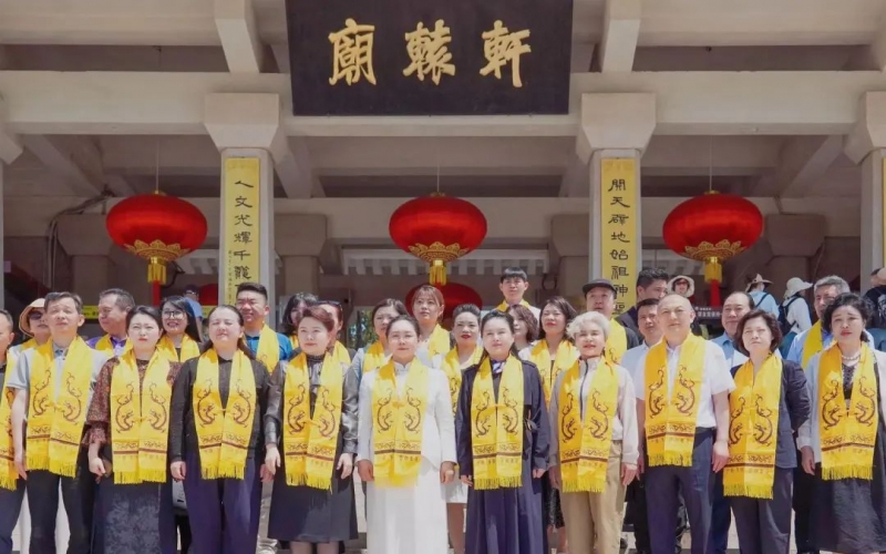 全聯(lián)女企業(yè)家商會走進黃帝陵溯源尋根、凝心鑄魂